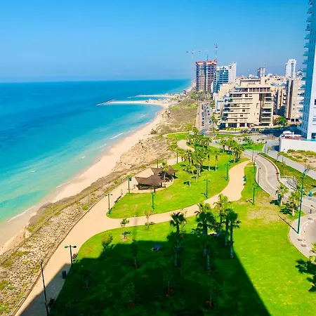 Sea Breeze Apartments Netanya Exterior photo