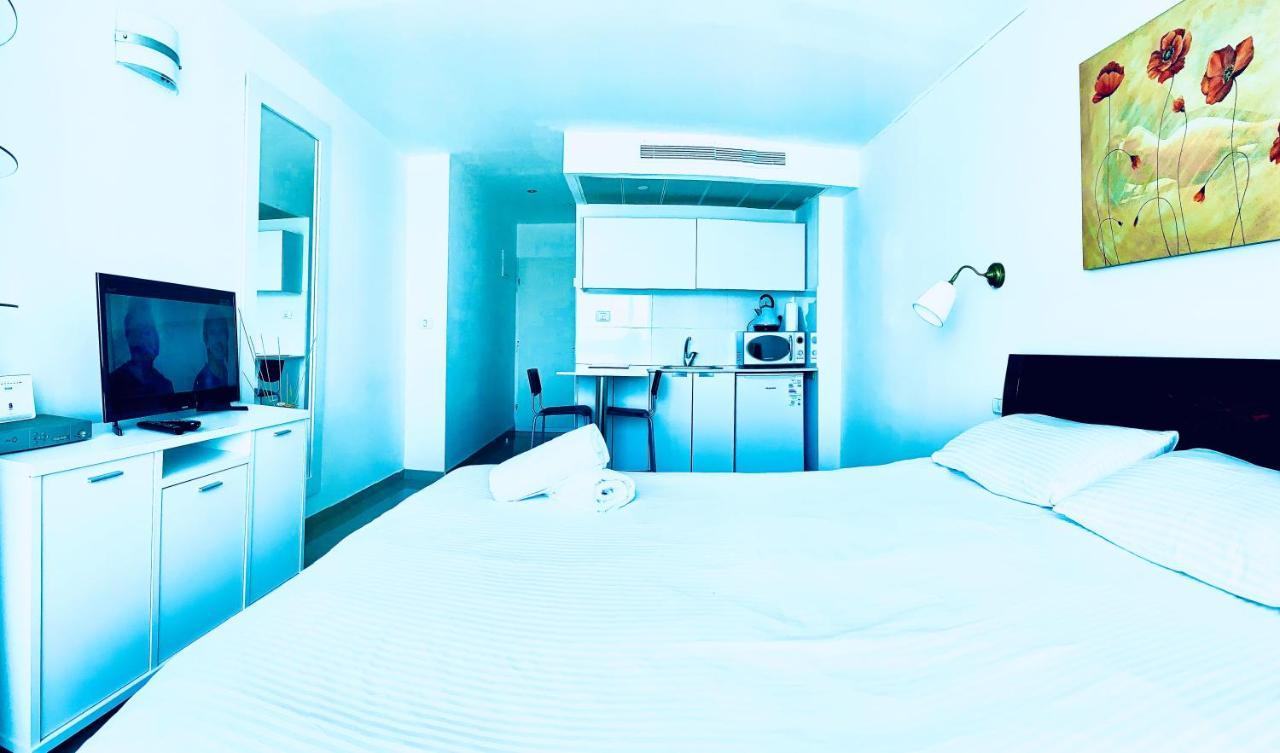 Apartment Sea Breeze Netanya